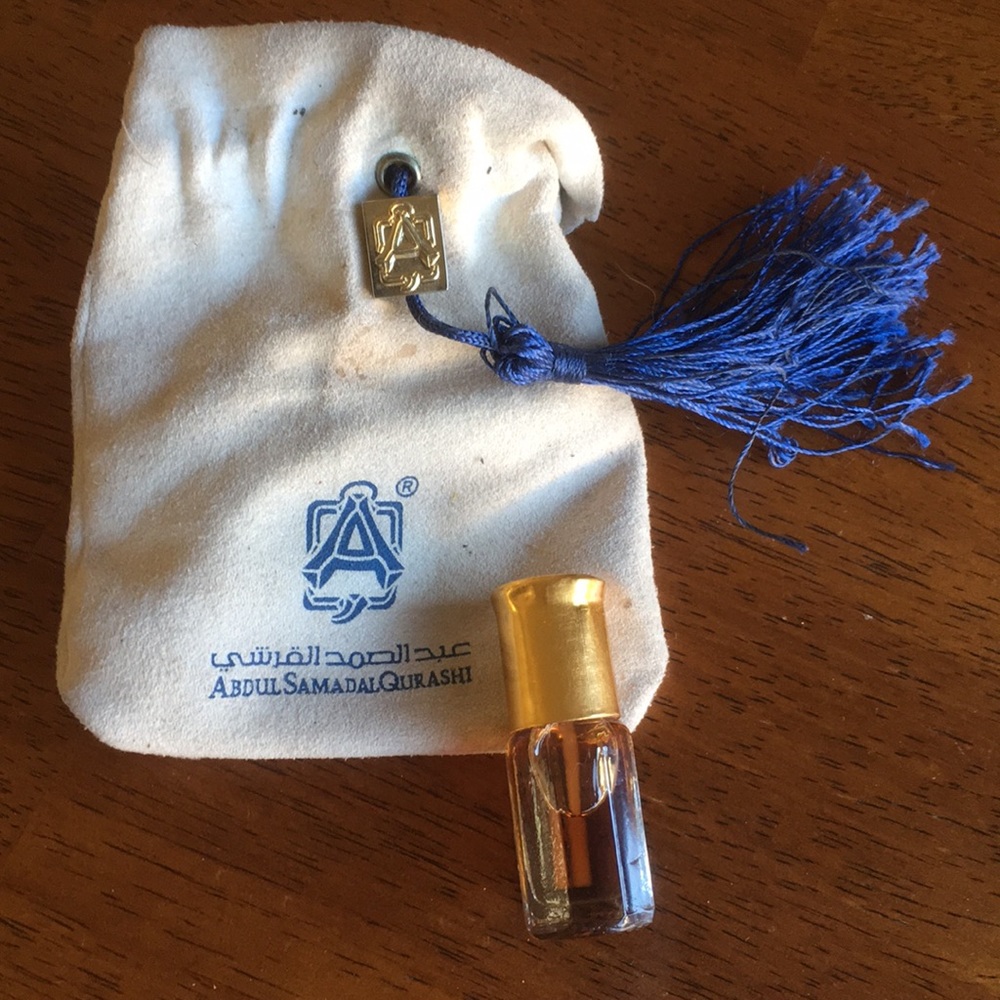 Amber oil for fragrance purpose - Picture 1 of 4